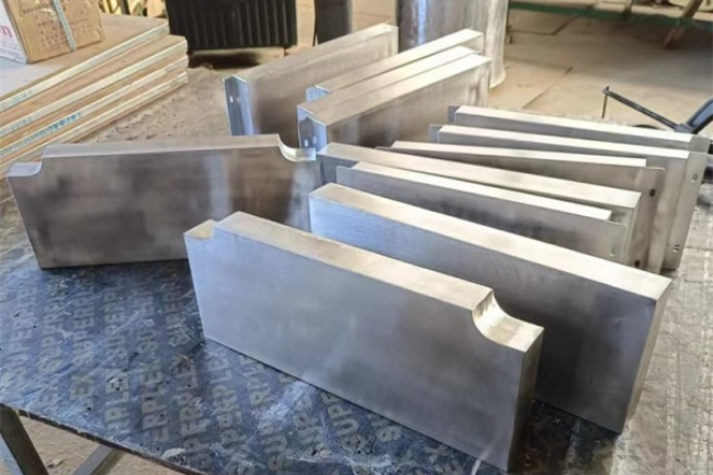 淮北不锈钢包铅件